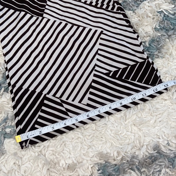 Chico’s Travelers Classic Patch Stripe-Print Palazzo Pants ~ Chocolate/Cream - Picture 8 of 9